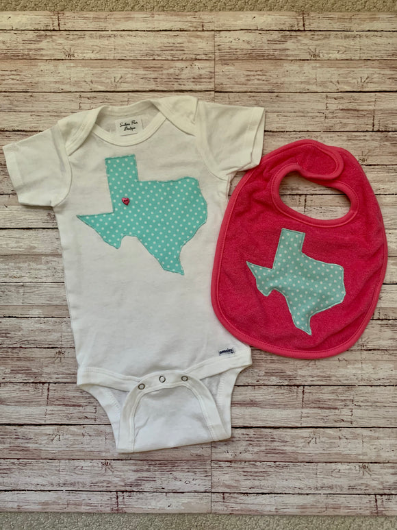 Hometown Texas Onesie and Bib